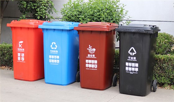 培養學生環保意識，選錦尚來塑料垃圾桶