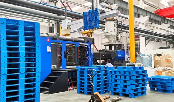 注塑托盤生產(chǎn)設(shè)備