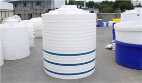 10噸塑料儲水罐價格解析：如何選擇高性價比的儲水設備？