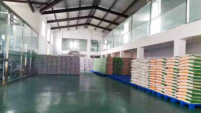 化工行業(yè)吹塑托盤應(yīng)用案例