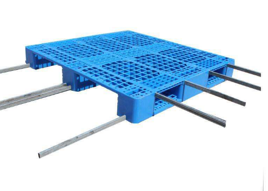 吹塑塑料托盤可以加鋼管嗎?