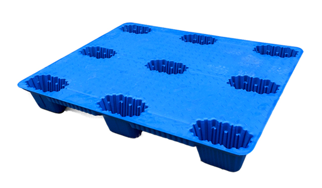 九腳塑料托盤的選購(gòu)要點(diǎn)是什么?