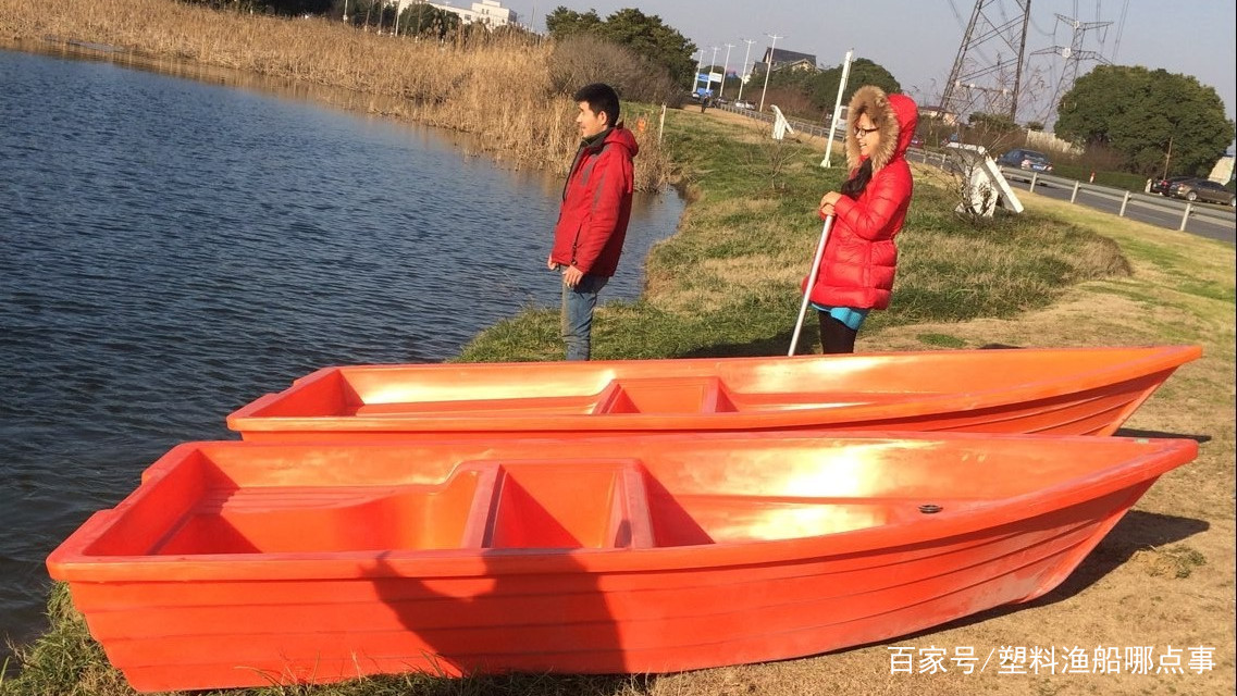 駕沖鋒舟洪水中救出20余人：平時(shí)玩的船派上大用場