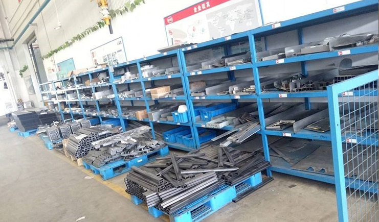 倉庫如何盤點特殊物資，零部件盤點難？塑膠卡板來幫你