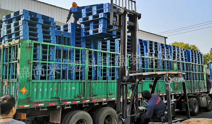 塑料托盤廠家總結運輸的四大問題，運輸人如何“避雷”？
