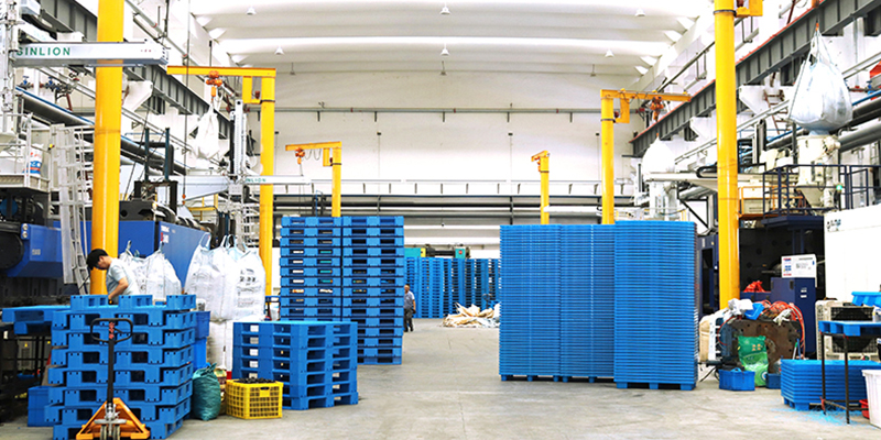 托盤生產廠家重大喜訊!PP托盤增強加纖材質通過檢驗,正式投產!